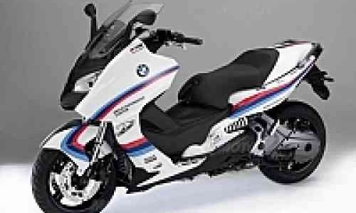 Edisi Khusus BMW C600 Inspirasi Balap DTM