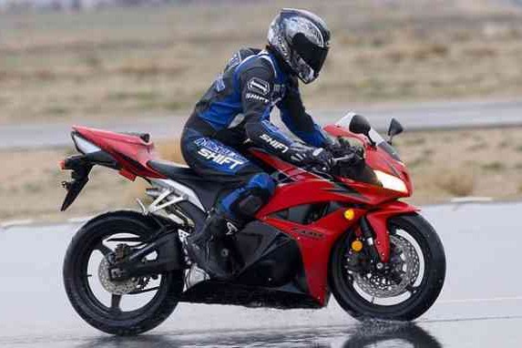 Memahahami dan Menguasai Teknik Pengereman, Wajib !