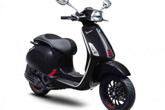 Vespa Sprint Carbon, Edisi Terbatas, Tampilannya Menggoda