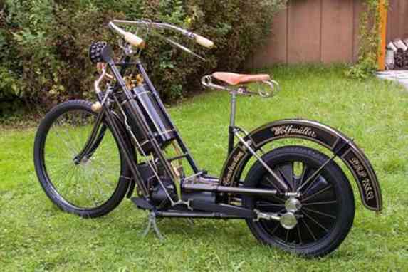 Ini Wujud Sepeda Motor Yang Pertama Masuk Indonesia