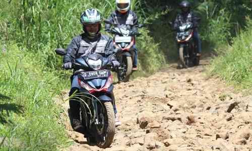 Tips Safety Riding Saat Touring