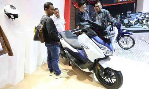 Resmi Dijual di Indonesia Harga Honda Forza Rp76,5 Juta