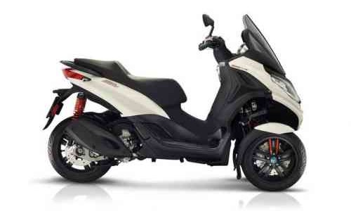 Piaggio MP3 300 hpe Motor Tiga Roda yang Lincah dan Agresif