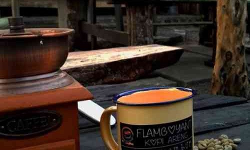 Saung Kopi Poek Mongkleng Tempat Kongkow Bikers Bernuansa Alam