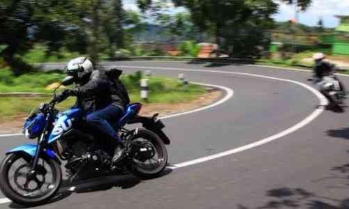 Tips Safety Riding, Mau Aman Saat Berkendara ? Pakai Perlengkapan Ini