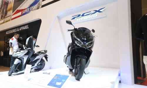 Honda PCX Berteknologi Hybrid Buatan Indonesia Pertama di Dunia