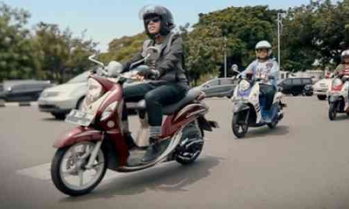 Jangan Asal Tarik Gas, Begini Cara Aman Mengendarai Motor