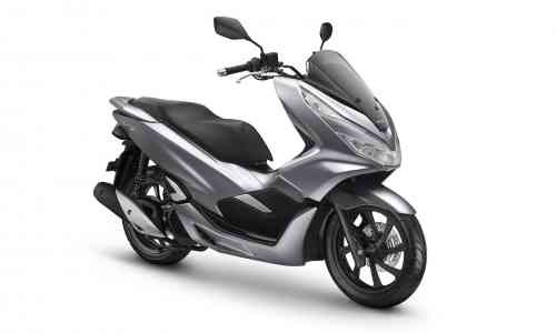 Honda PCX 150 Makin Keren Dengan Warna Baru
