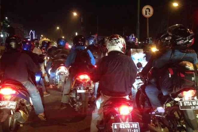 Tips Mudik Malam Hari Naik Motor, Begini Caranya Biar Aman