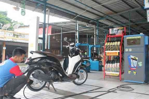 Mudik Naik Motor, Berikut Tekanan Angin Ban Motor Yang Tepat Buat Perjalanan Mudik