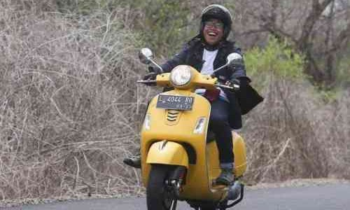 Tips Mudik Aman dan Nyaman Pakai Skuter Vespa