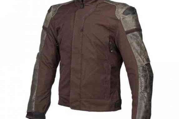 Jaket Macna Clash Tidak Hanya Melindungi, Tapi Juga Bikin Bikers Jadi Keren