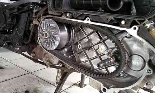 Setelah Berapa Kilo Meter Harus Ganti V-Belt Motor Matic