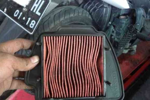 Kapan Waktu Yang Tepat Ganti Filter Udara Motor Matic