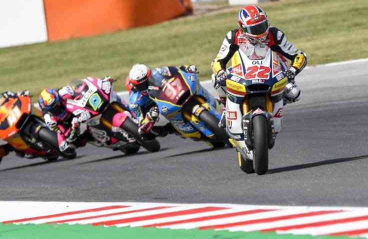 Meski Harus Berjuang Keras, Sam Lowes Tambah Poin di Moto2 Misano