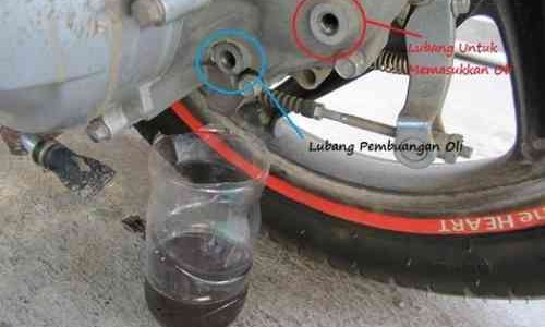 Cara Mudah Ganti Oli Gardan Motor Matic, Bisa Dikerjakan Sendiri