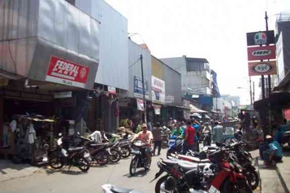 Tempat Berburu Aksesoris Motor di Jakarta