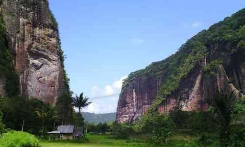 Tempat Wisata Yang Seru Dan Ekstrim di Indonesia