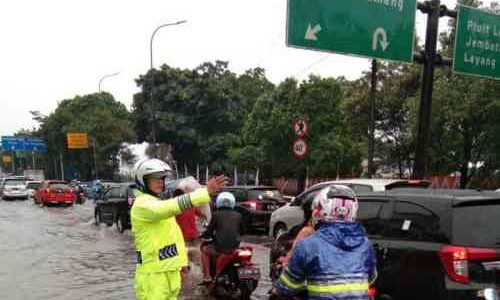 Saat Musim Hujan, Komponen Ini Sering Dilupakan Oleh Pemilik Motor