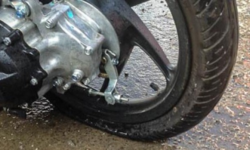Ban Motor Kamu Benjol, Mungkin Ini Penyebabnya