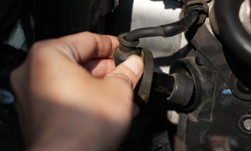 Solusi Supaya Busi Tidak Mudah Kemasukan Air