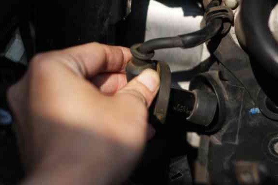 Solusi Supaya Busi Tidak Mudah Kemasukan Air