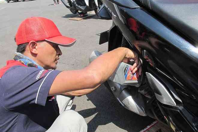 Pentingnya Ganti Oli Mesin Motor Tepat Waktu