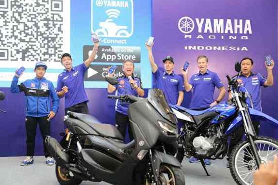 Rossi Dan Vinales Umumkan Harga All New Yamaha Nmax 155 Y-Connected 
