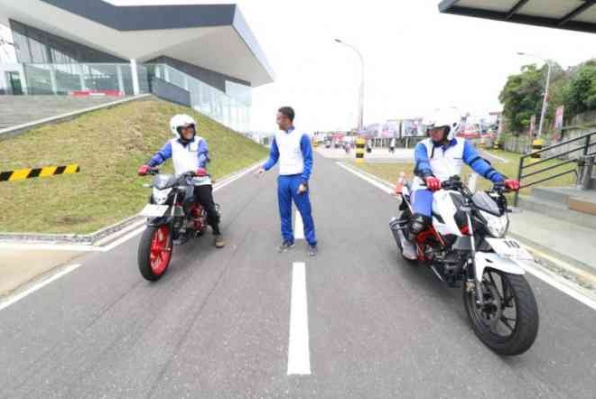 Ajarkan Safety Riding, DAM Ajak Jurnalis Menjadi Duta Keselamatan Berkendara