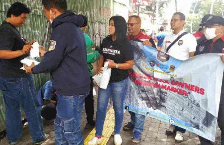 Antisipasi Virus Corona, Bikers Jakarta Max Owner Berbagi Masker