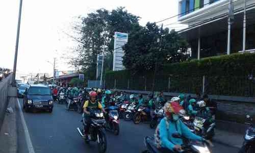 Meski Penghasilannya Tergantung Dari Ngojek, Ojol Setuju Lockdown Tapi Ada Syaratnya