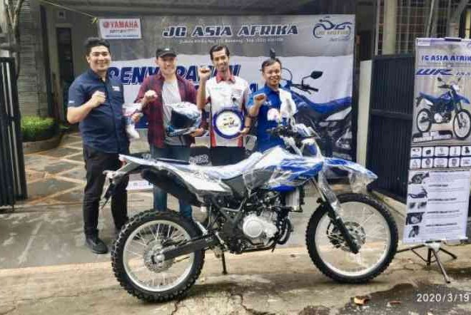 Konsumen Pertama Yamaha WR155 Akhirnya Terima Unit Setelah Lama Menunggu