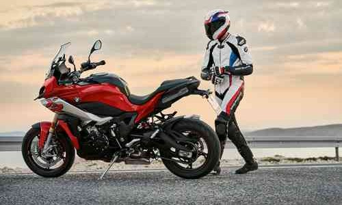 BMW Motorrad Indonesia Luncurkan BMW S1000XR Secara Virtual