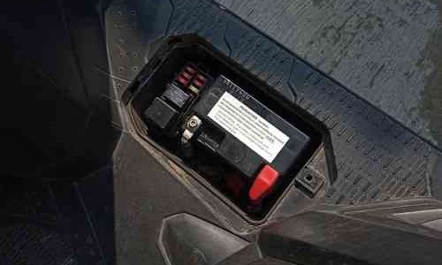 Deteksi Kerusakan Aki, Dengan Cara  Dilihat Diraba dan Uji Langsung