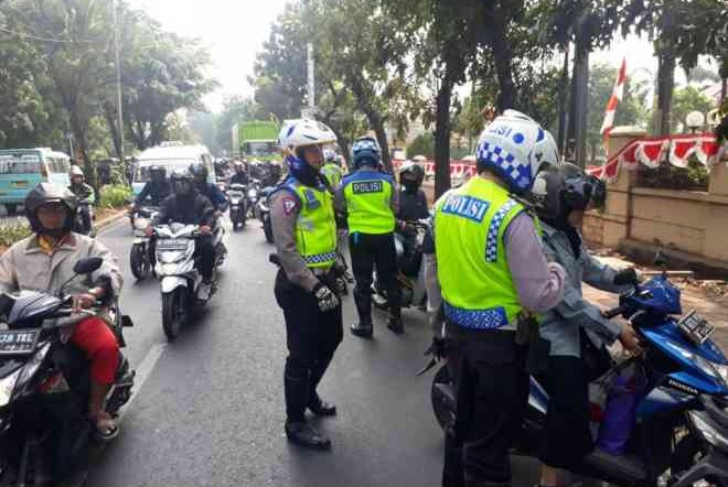 Hore, SIM Habis Masa Berlakunya Gak Boleh Ditilang