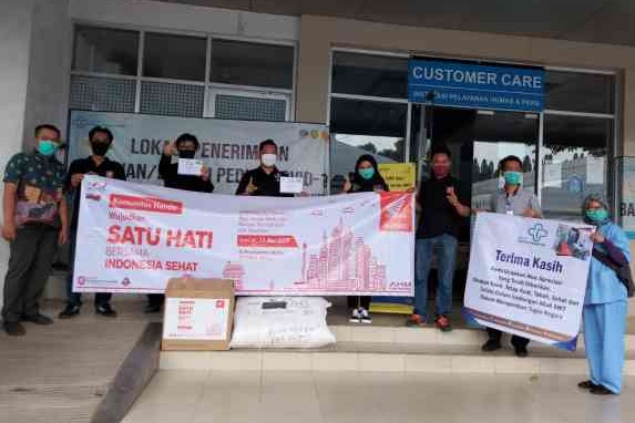 Asosiasi Honda Jakarta Sumbangkan Masker Dan Baju Medis