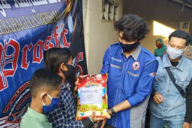 Ulang Tahun Ke 7 Prosfic Berbagi Sembako
