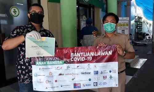 Relawan Anak Bangsa Beri Bantuan Ribuah APD