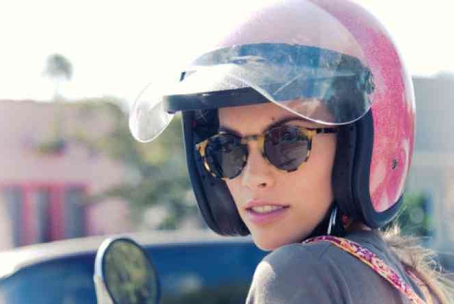 Buat Lady Bikers Perhatikan Poin-poin Penting Ini Dalam Memilih Helm