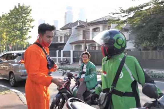 Modus Ojol Dorong Motor Demi Mencari Perhatian Orang Lain