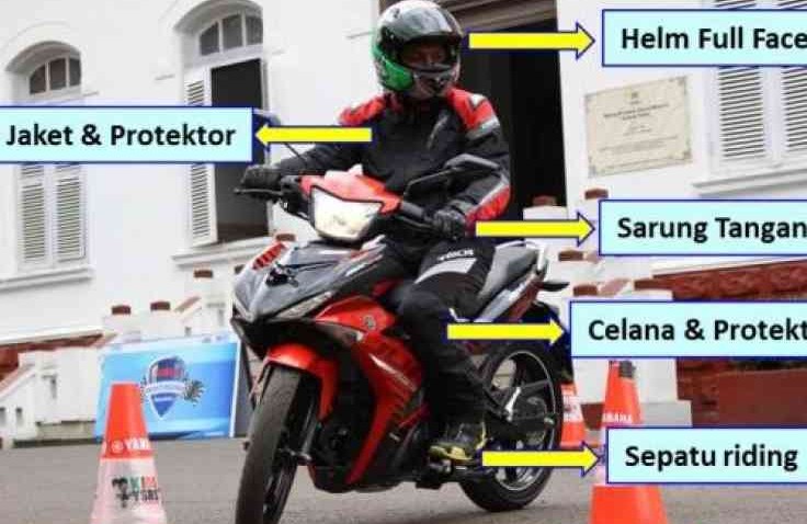 Supaya Aman Saat Naik Motor, Jangan Sepelekan Perlengkapan Berikut ini