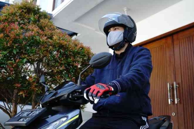 Tips Supaya Aman Naik Motor Saat New Normal