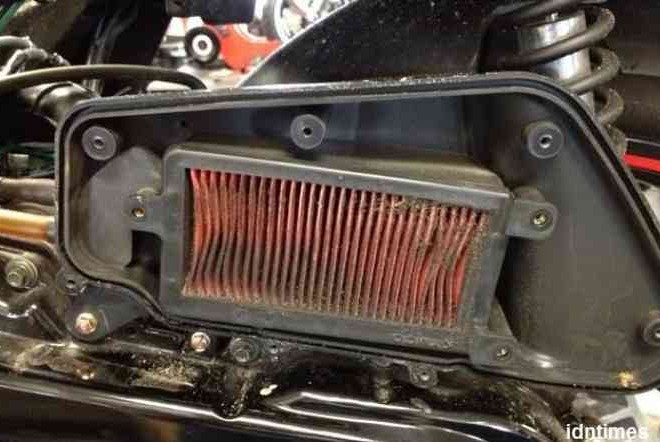 Filter Udara Motor Matic Diganti Apa Cukup Dibersihkan Saja ?