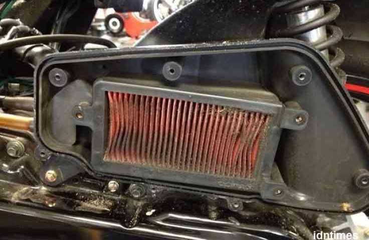 Filter Udara Motor Matic Diganti Apa Cukup Dibersihkan Saja ?