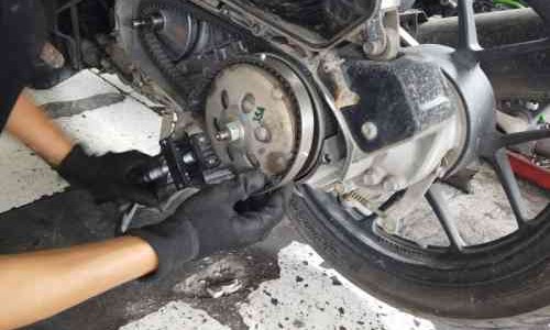 Ini Efeknya Jika Oli Gardan Motor Matic Tidak Pernah Diganti