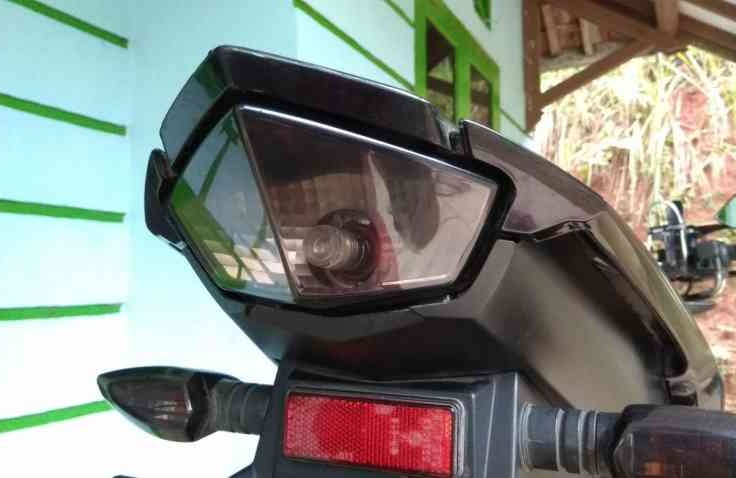 Lampu Rem Motor Kamu Sering Nyala Terus, Mungkin Ini Salah Satu Penyebabnya