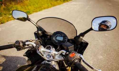 Kaca Spion Bukan Hiasan, Tapi Punya Fungsi Yang Penting