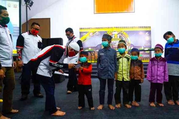 Rayakan Ulang Tahun ke 9, Komunitas Ini Santuni Anak Yatim