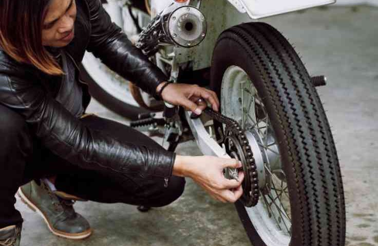 Solusi Dan Penyebab Rantai Sepeda Motor Melar