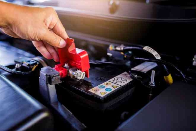 Coba Periksa Aki Motor Kamu , Ini Ciri Aki Yang sudah Soak